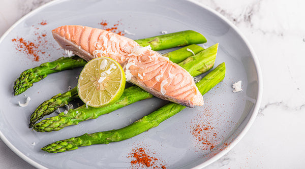 Steamed Salmon with Asparagus
